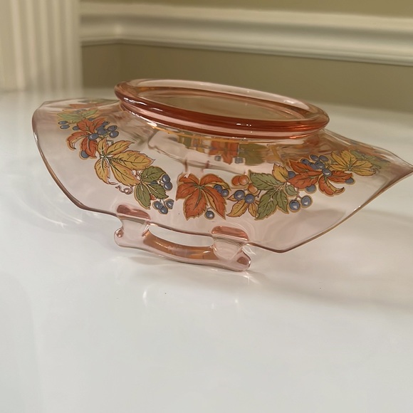 Heisey Folded Pink Autumn Design Dish with Handles - Picture 6 of 9
